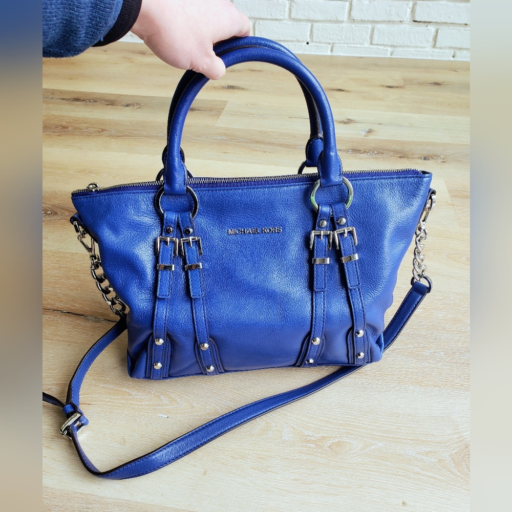 Michael Kors Blue Leather Medium Satchel AV-1305
